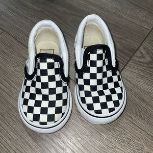 Checkered vans toddler